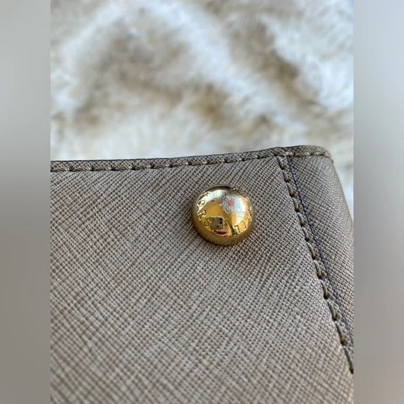 Michael Kors Hamilton Saffiano leather large tote - Picture 10 of 10